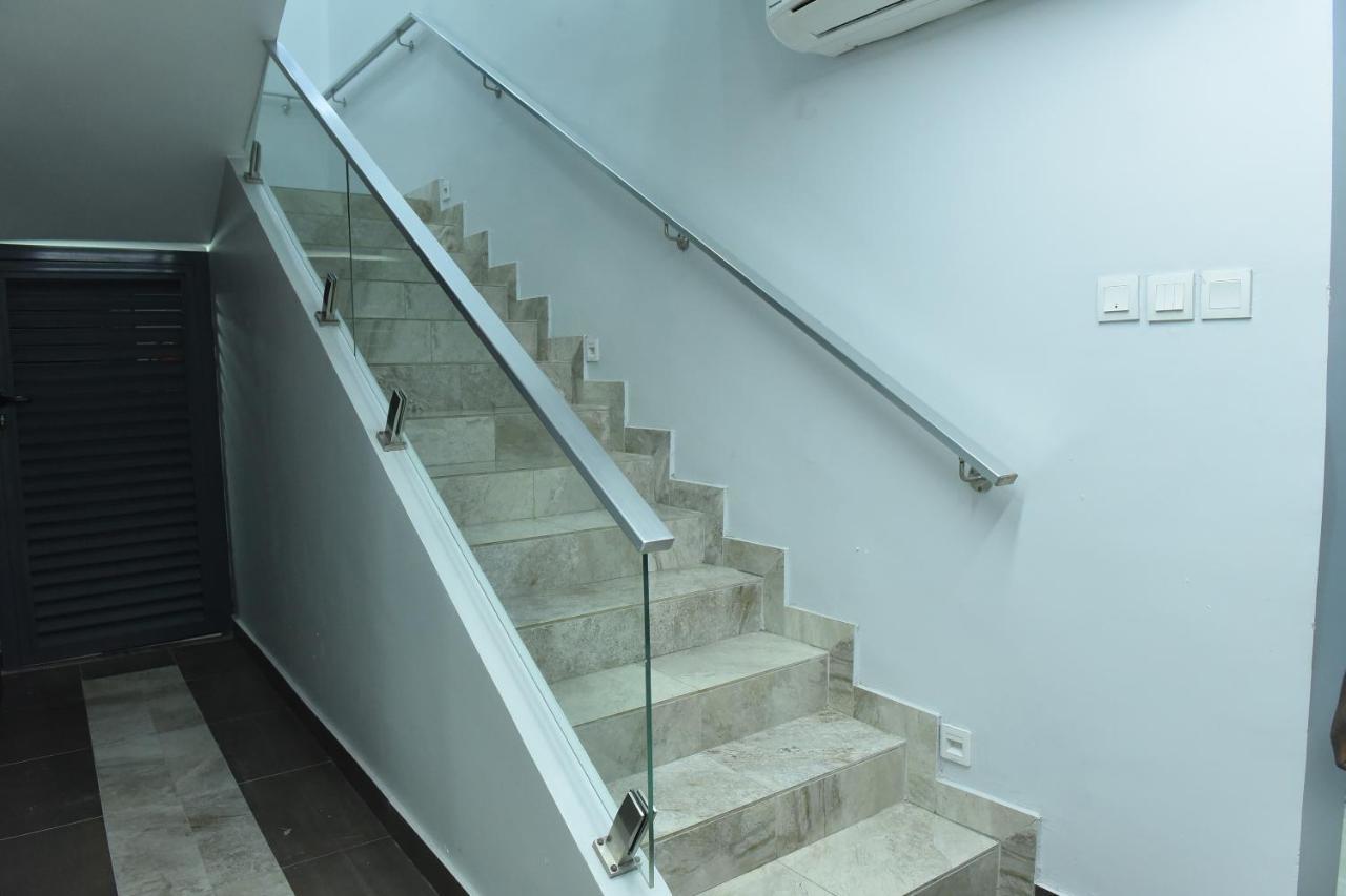 Urban Metro Inn لاغوس المظهر الخارجي الصورة