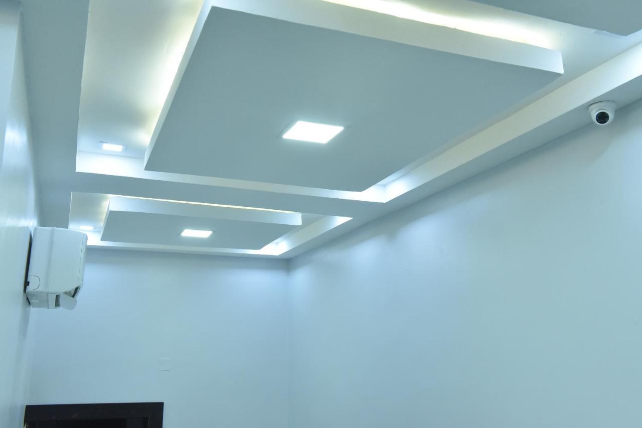 Urban Metro Inn لاغوس المظهر الخارجي الصورة